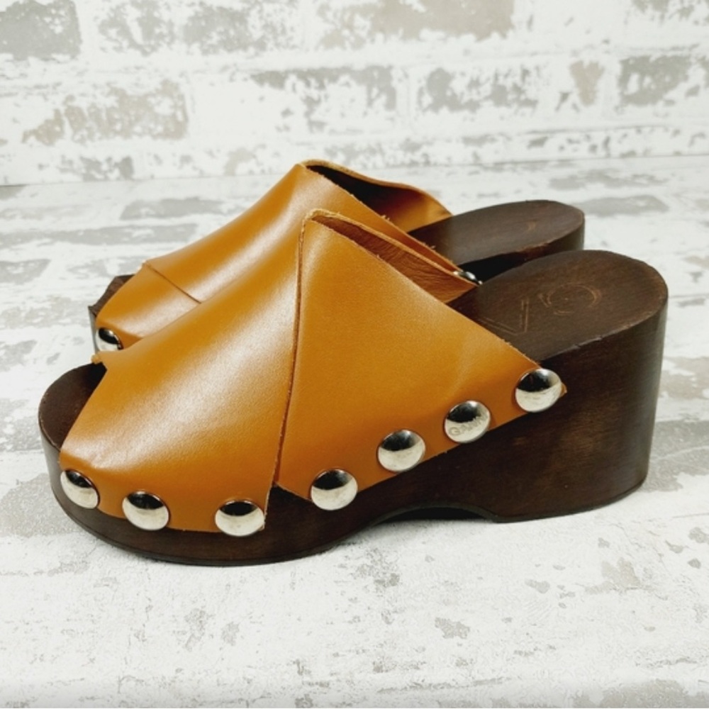 NEW Ganni Studded Brown Leather Wood Platform Mule Sandals M964